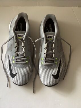 Men’s Nike Zoom TR3 Sneakers